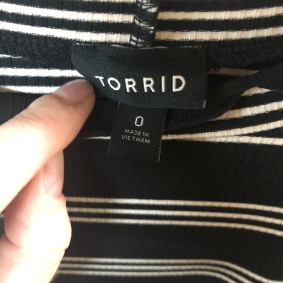 Torrid mockneck top - Picture 2 of 2